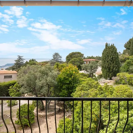 Les Aloes 滨海圣西尔